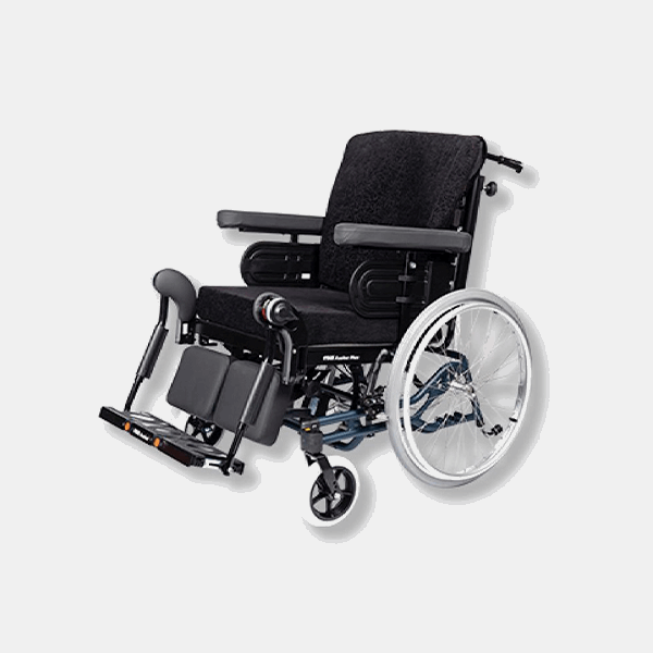 Invacare Rea Azalea Max Self Propelled Wheelchair - 21"