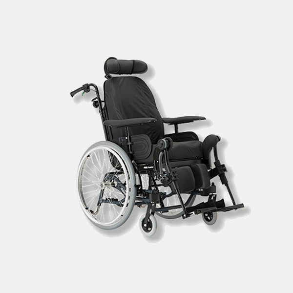 Invacare Rea Azalea Self Propelled Wheelchair - 18"