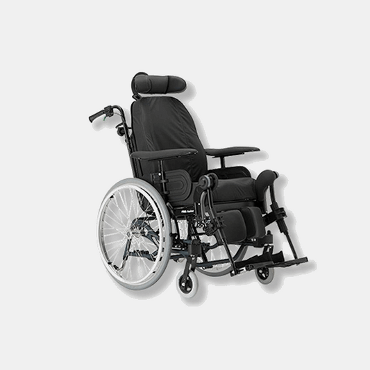 Invacare Rea Azalea Self Propelled Wheelchair - 18" - ToBe HealthCare